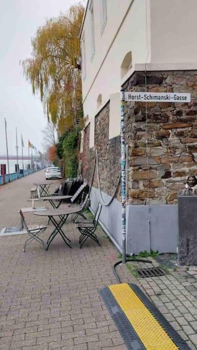 Toll Apartment Am Rhein Netflix Internet 1000 Mbits, Free Parking Duisburg Exteriör bild